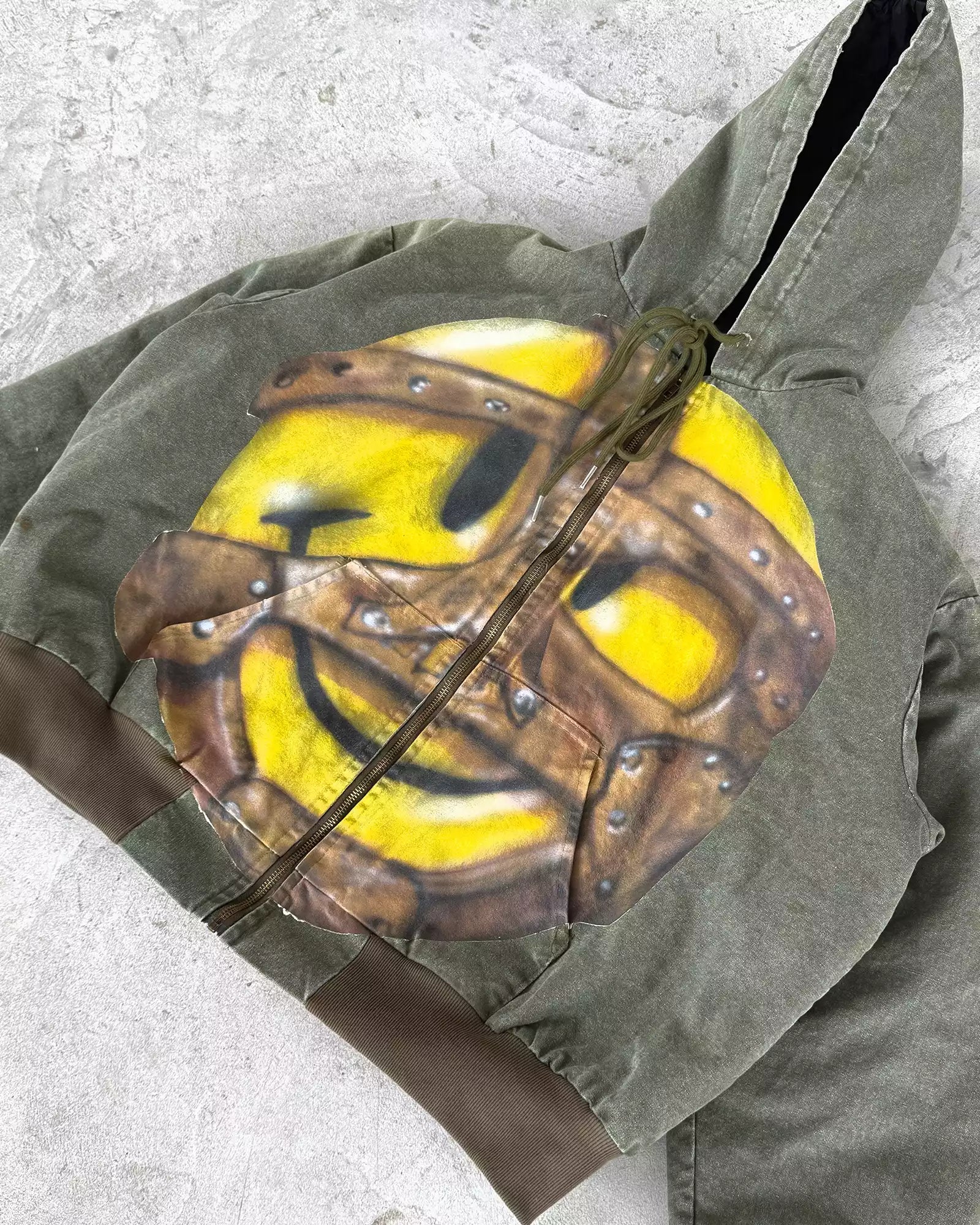 1 of 1  L size